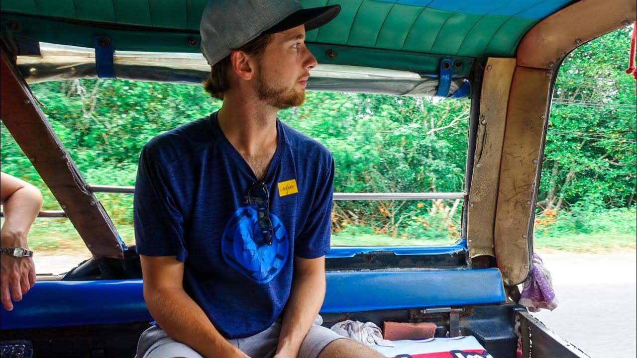 Traveling from THAILAND to MALAYSIA (Malaysia First Impression)