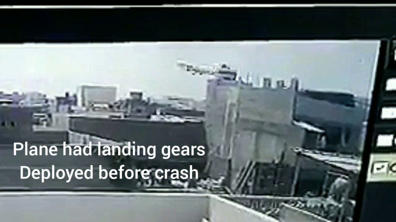 CCTV footage of PIA plane crash in Karachi