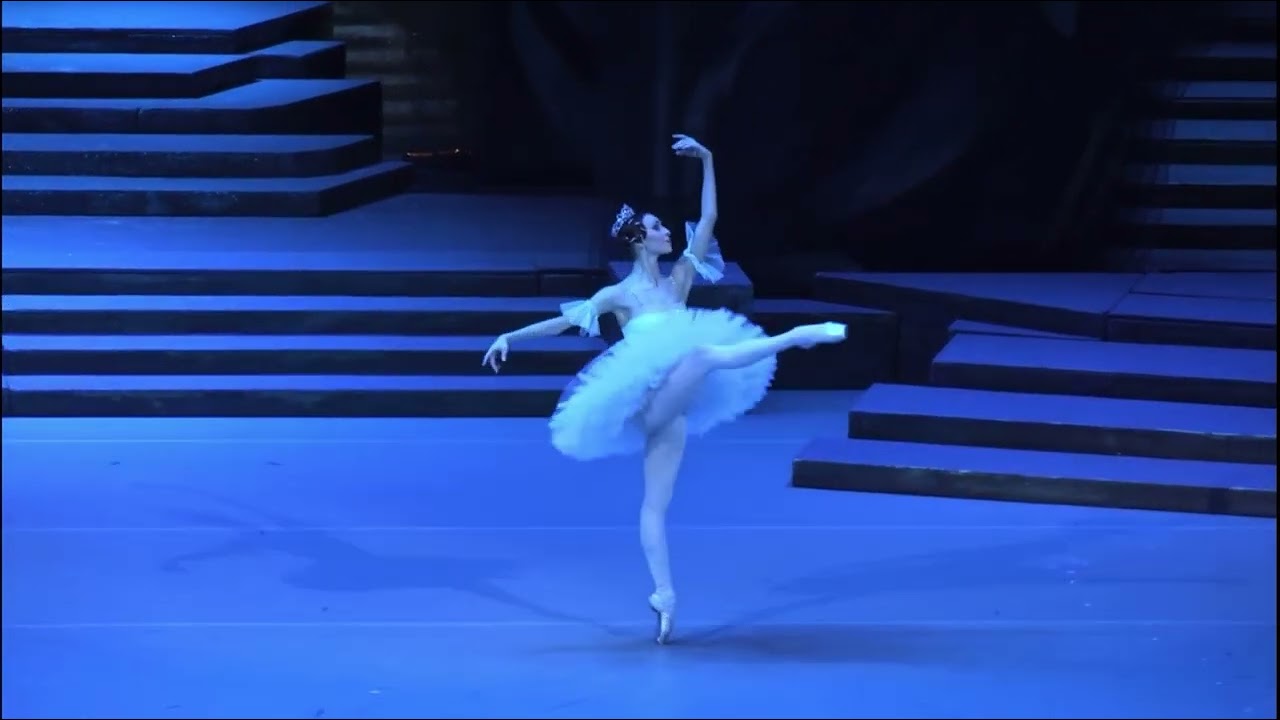 Olga Smirnova - Raymonda Variation, Dream Scene
