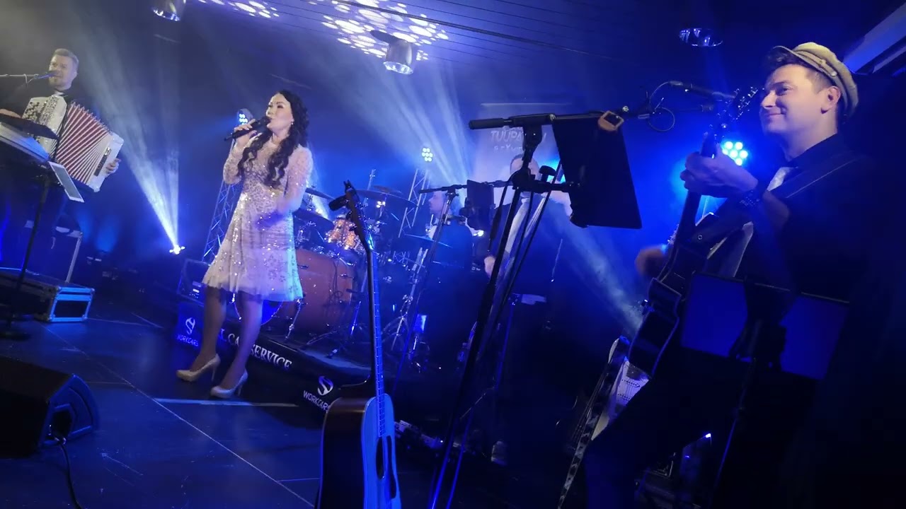 Saija Tuupanen & eXmiehet - Oi niitä aikoja