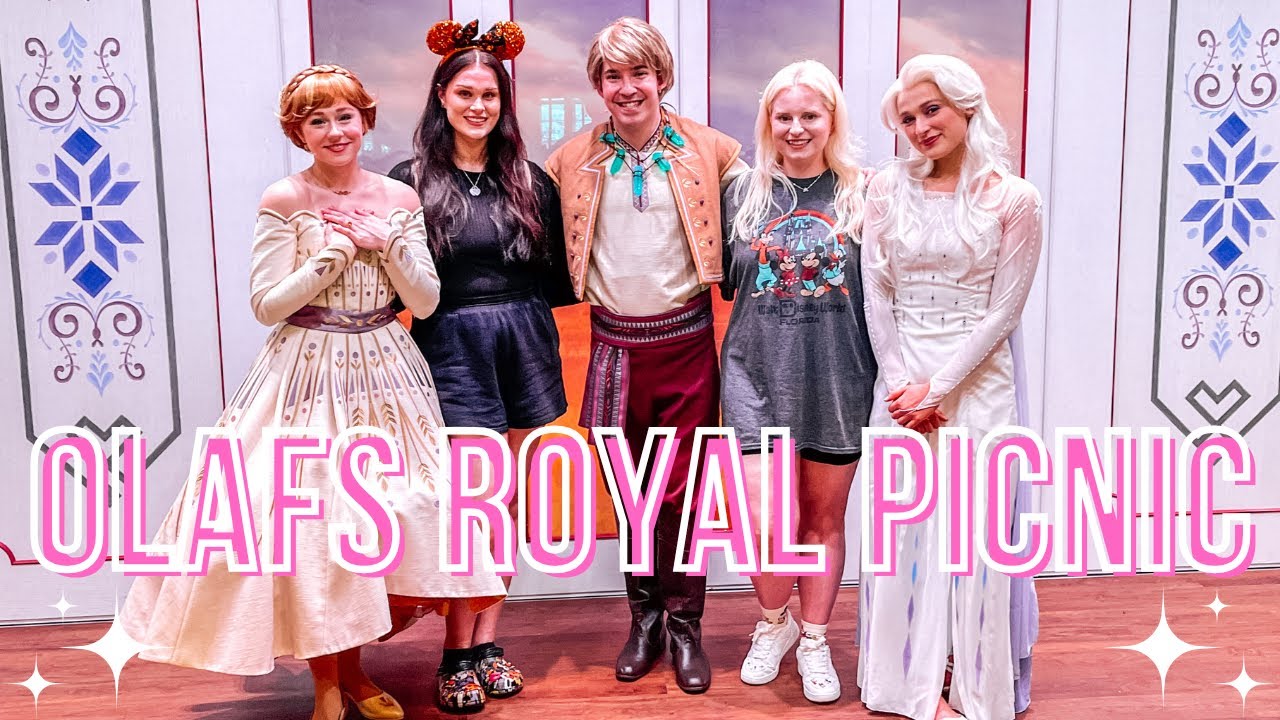DAY 3 ON THE DISNEY WISH! - Olaf's Royal Picnic, Joyful Sweets, Royal Gathering, Pirate Night!