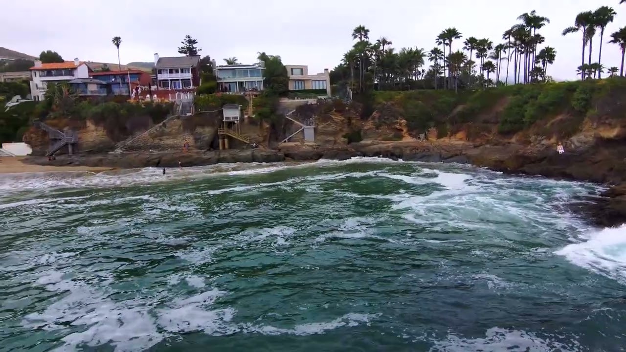 Crescent Bay Beach, Laguna Beach: Stunning 4K Aerial Tour | DJI Mavic 4 Pro