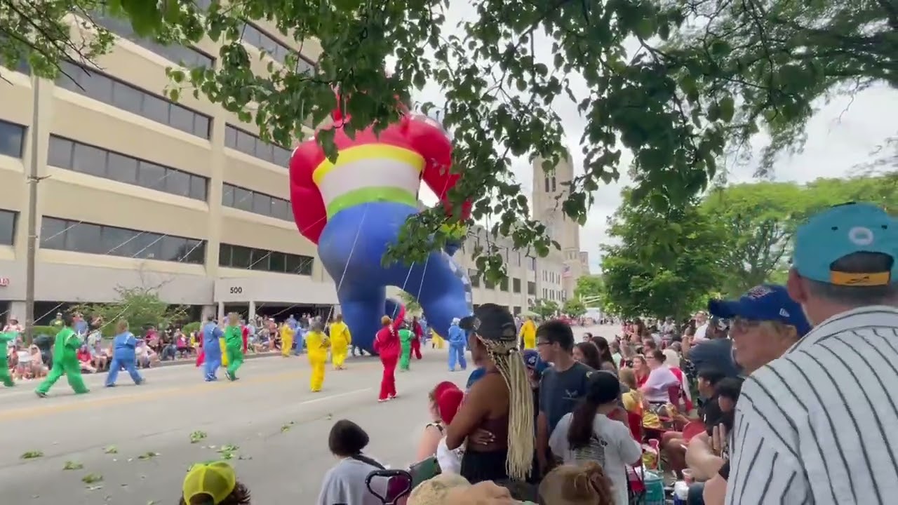 Indy 500 Parade 2023 Videos (9)