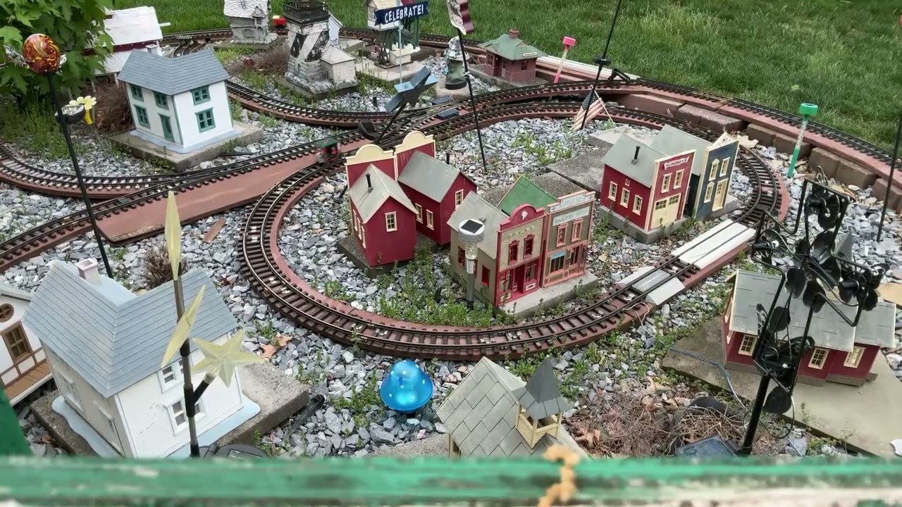 Highlight 0:00 - 3:59 from Timothy Keinard is live! #gardenrailway 