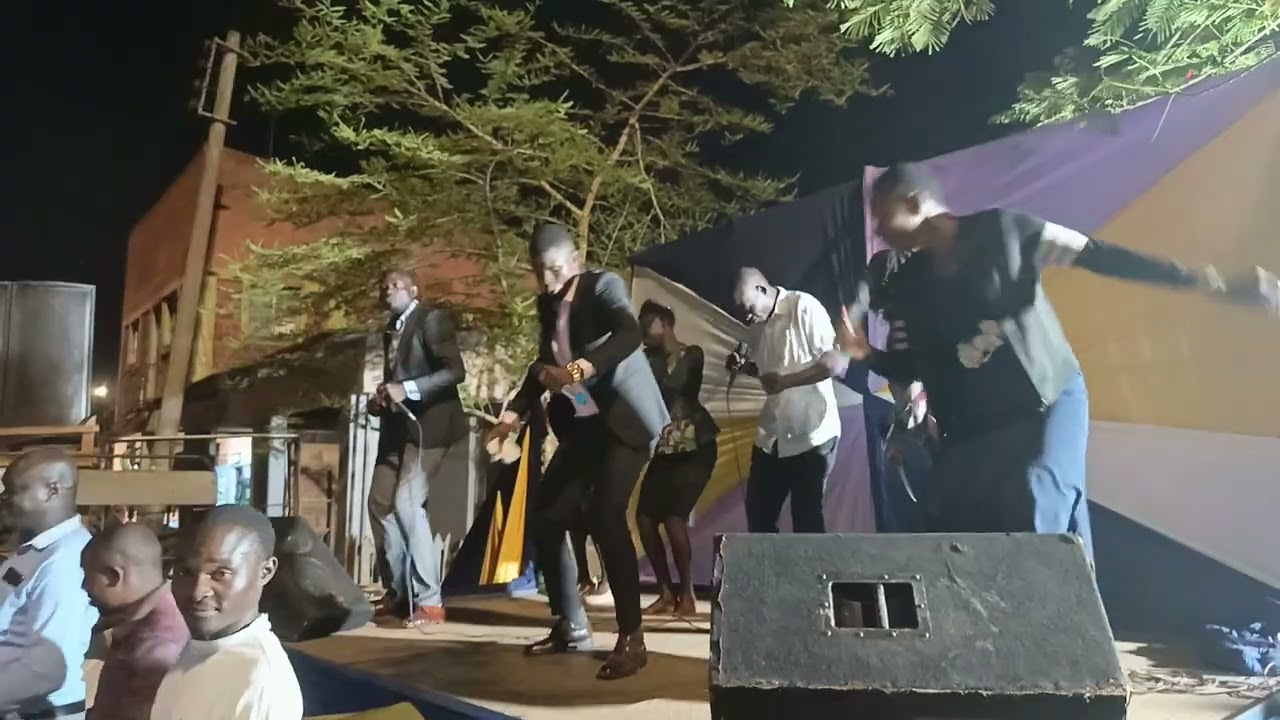 Erick Oyomo _Aamalo & jakayuda iberna live 
