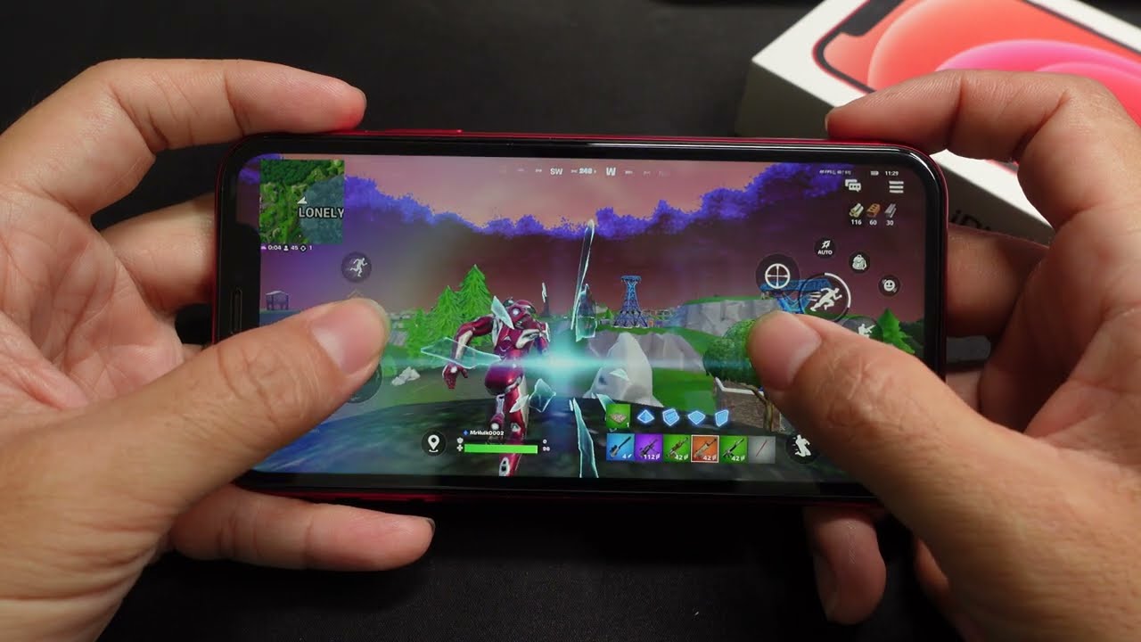 Test Game Fortnite mobile on ios - iPhone 11