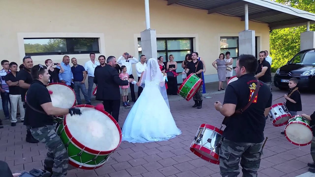 Les rois du tambour mariage portugais