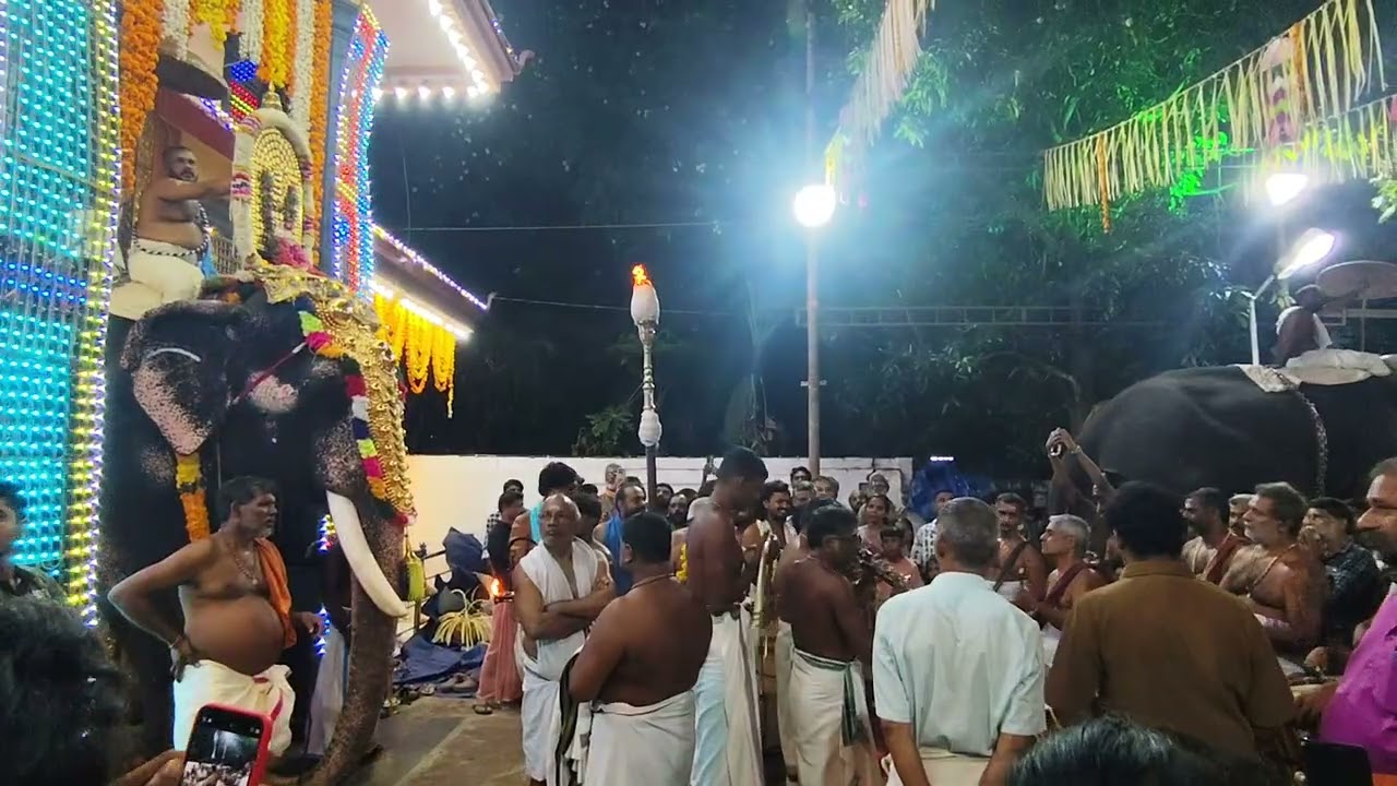 Kuttumukku Sree Mahadeva Templeകുറ്റുമുക്ക് ശ്രീ മഹാദേവ ക്ഷേത്രം പൂരം