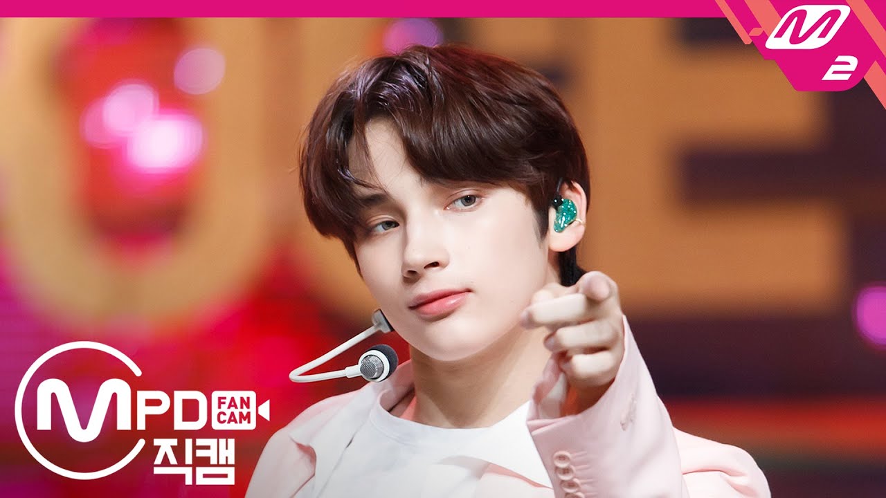 [MPD직캠] TXT 휴닝카이 직캠 4K '5시 53분의 하늘에서 발견한 너와 나' (TXT HUENINGKAI FanCam) | @MCOUNTDOWN_2020.10.29