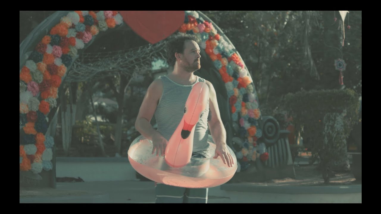 The Tale of a Lost Gringo - Charlie Higgins & Sunset Station (Official Video)