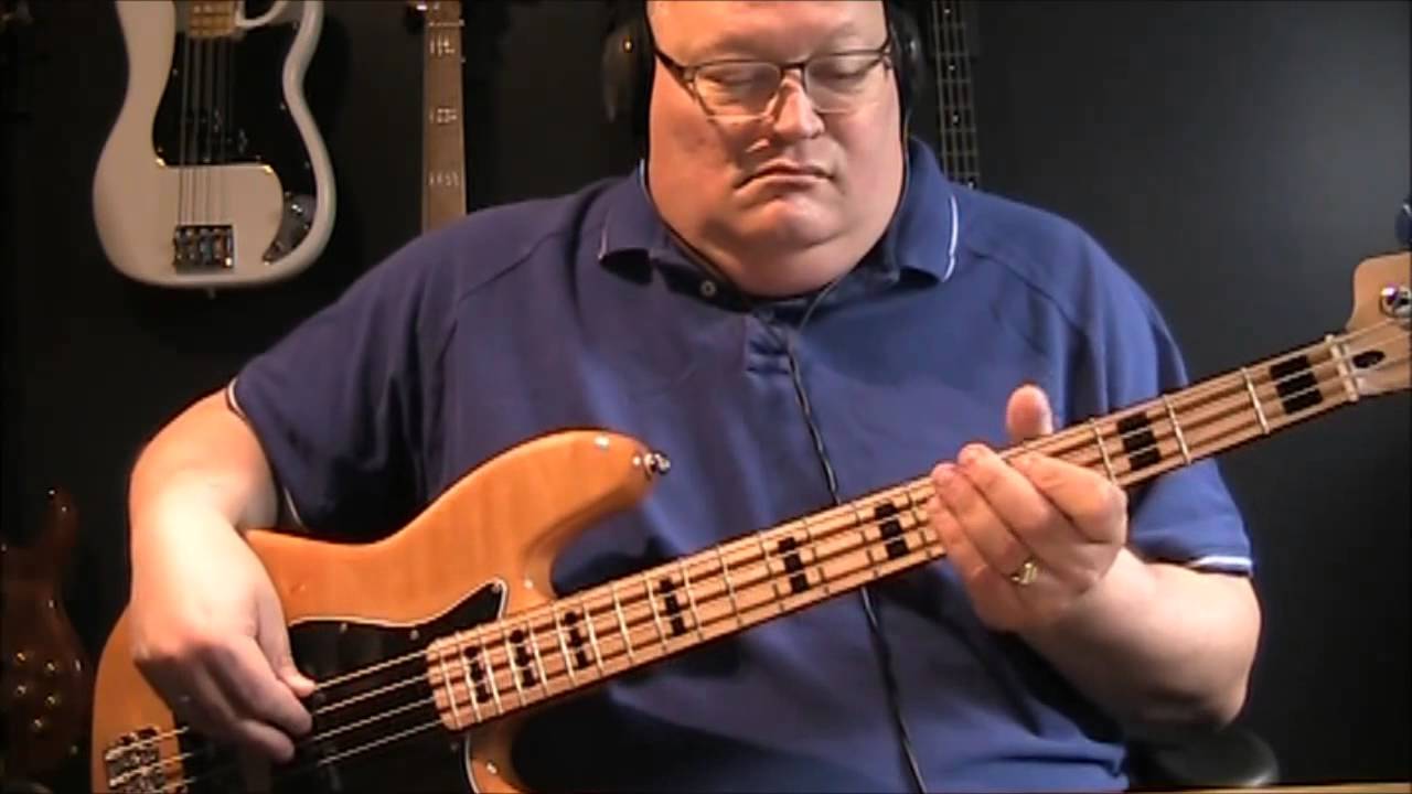 Amy Winehouse You Know I'm No Good Bass Cover with Notes & Tablature