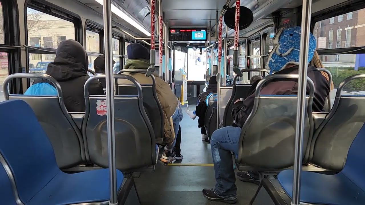 SMART 2017 Gillig BRT #3713 - Route 902 (2025 Lions Shuttle)
