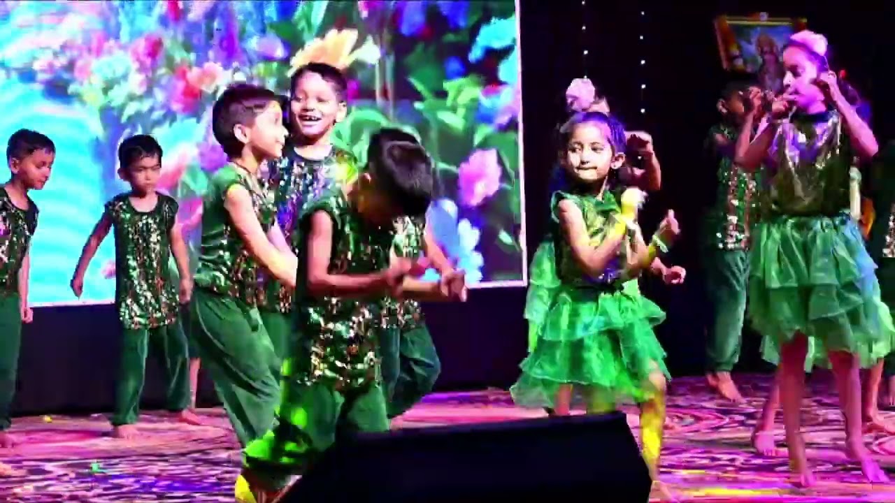 CHALE JESE HAWAYE PERFORMED BY STUDENTS OF  BLOSSOM ACADEMY ENGLISH MEDIUM SCHOOL