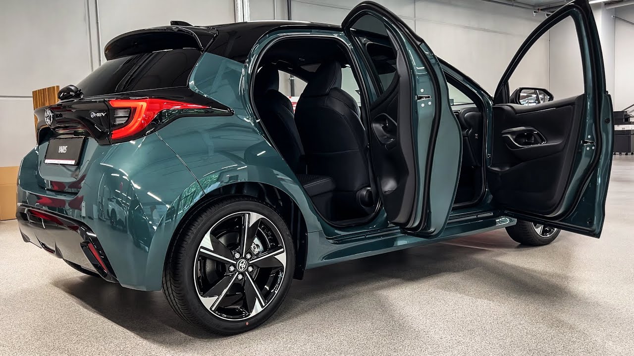 2025 TOYOTA YARIS WALKAROUND