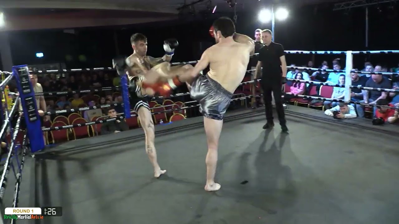 Shane Burnett vs Wayne Kelly - Deliverance
