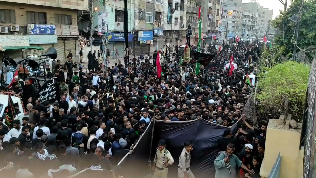 Chehlum/Arbaeen Markazi Juloos 1444-H-2022 near Hussainia Iranian kharadar Karachi.