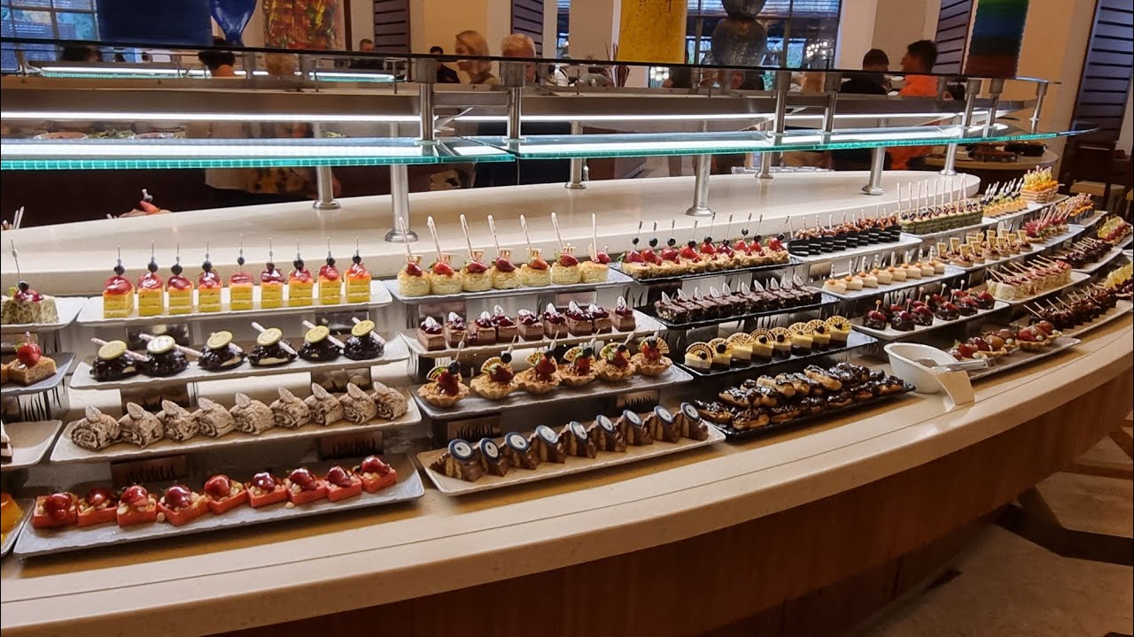 Dessert Dinner Arum Barut Collection April 2022