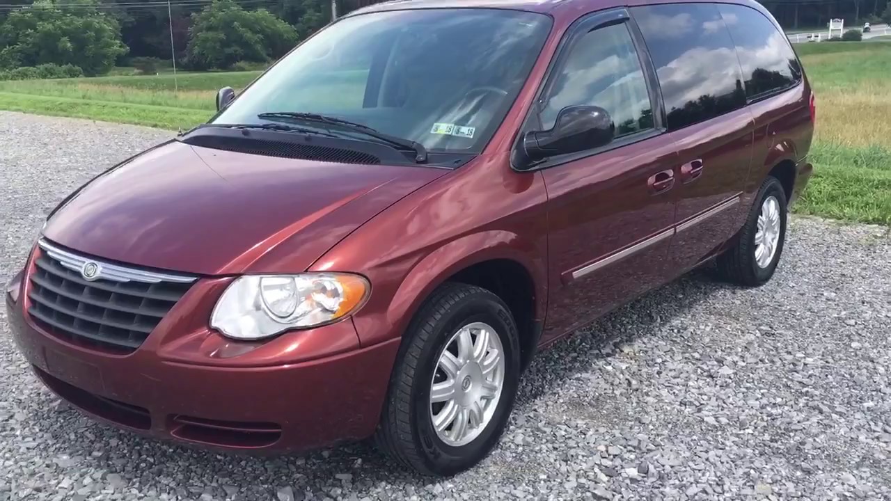 2007 Chrysler Town & Country Touring Stow & Go Seating
