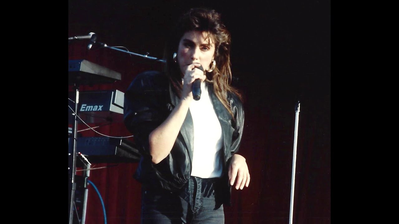 Laura Branigan - Live Show - Orlando, Florida (4/1990) (Audio)