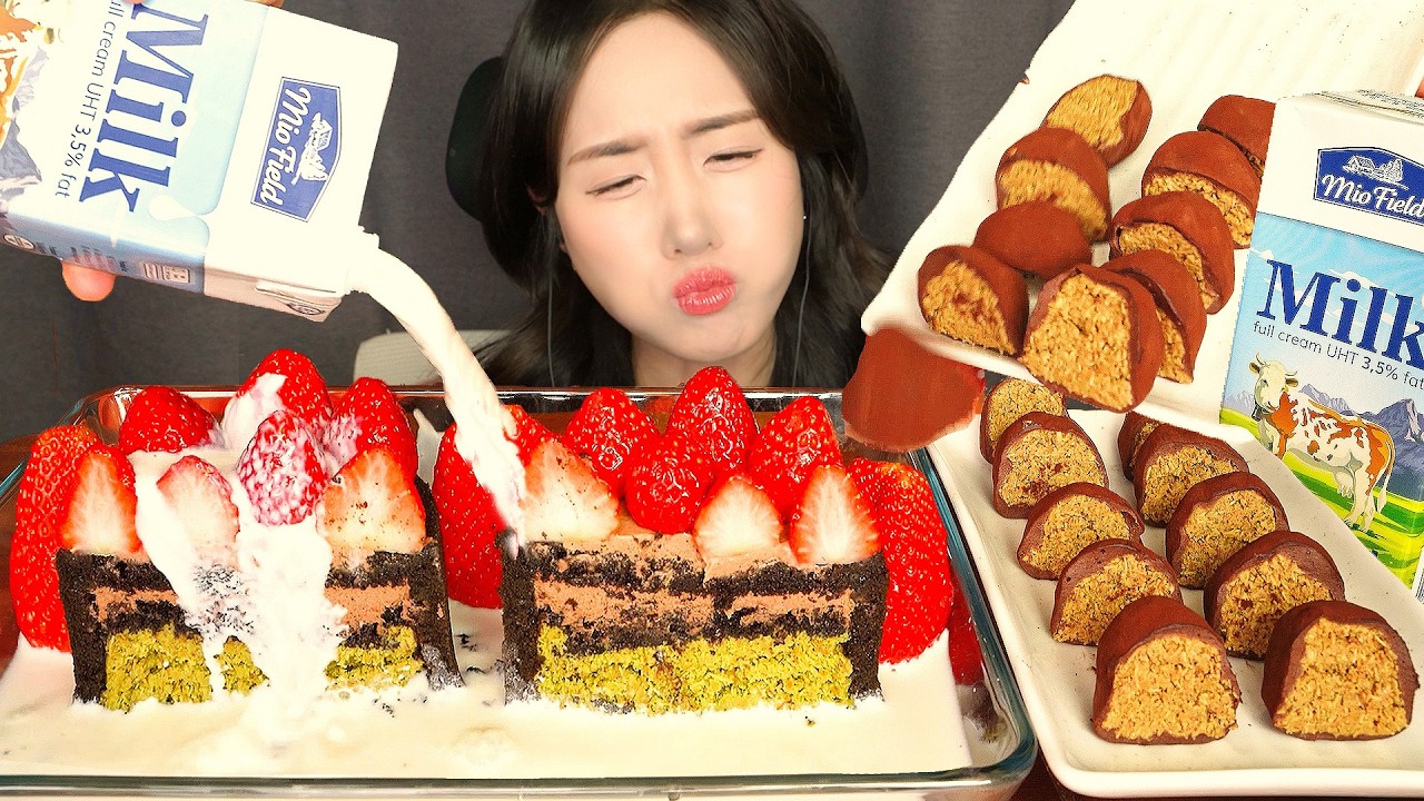 ЭТО ПРОСТО БЕЗУМИЕ🔥 ХРУСТЯЩИЙ ШОКОЛАДНЫЙ ТОРТ И ПЕЧЕНЬЕ В МОЛОКЕ | ASMR MUKBANG