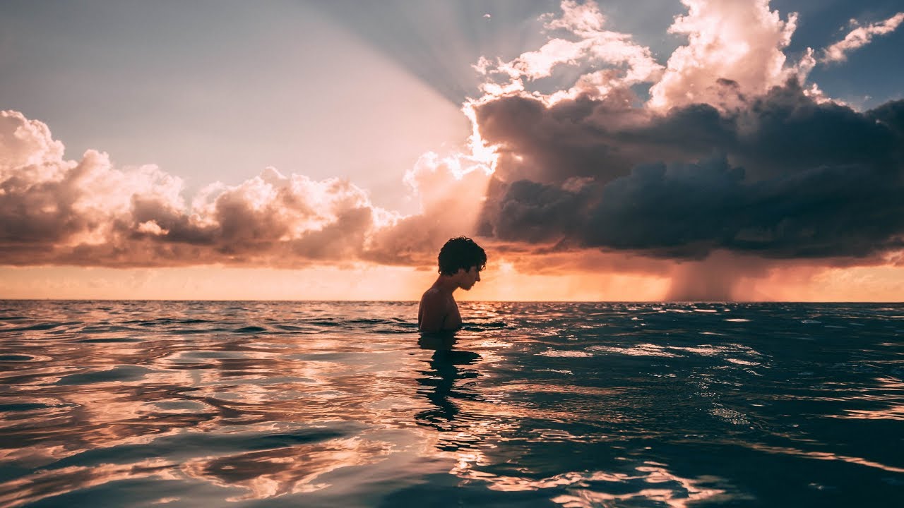 Around the World - Cinematic Short Film - Jacub Gomez 2019