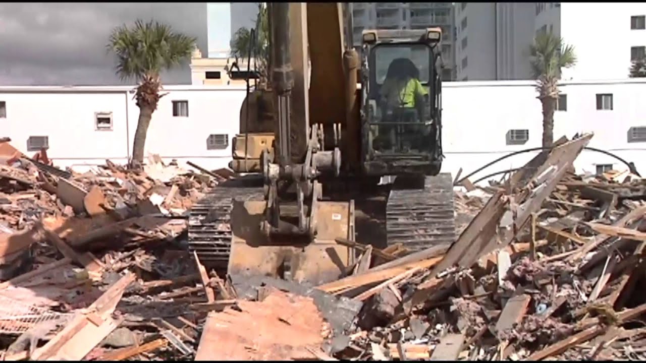 Neighbors rejoice in motel demolition on Ocean Boulevard