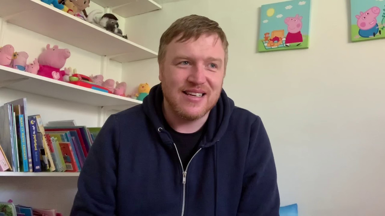 Mr Boardman reads...The Smartest Giant in Town