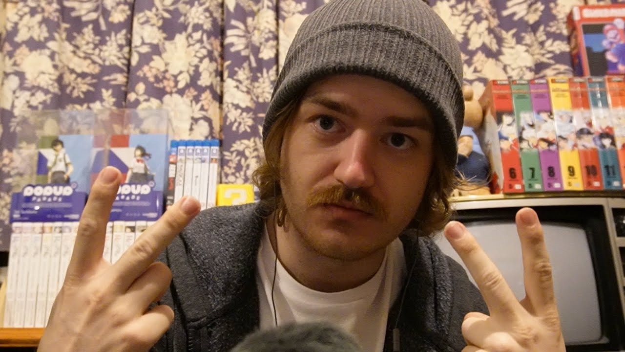 ASMR | Book Tapping and Scratching Whisper Ramble | Let's talk about my favourite books!