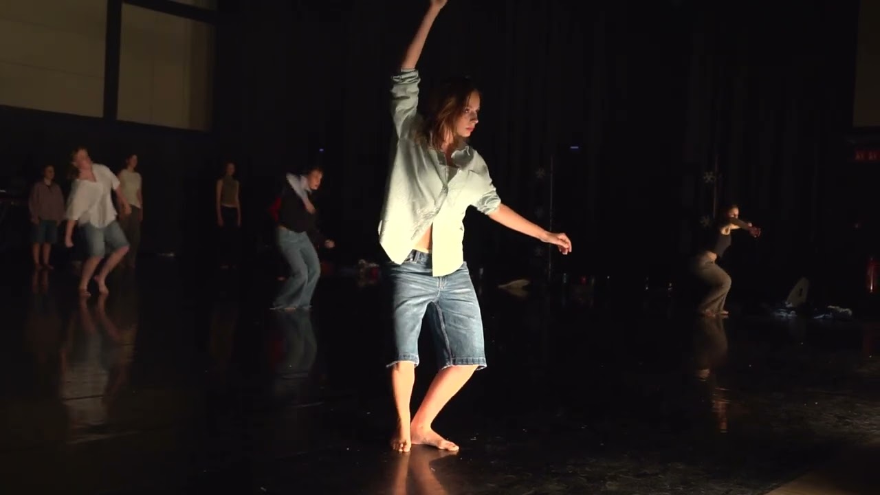 Trailer MOVING THROUGH UTOPIAS