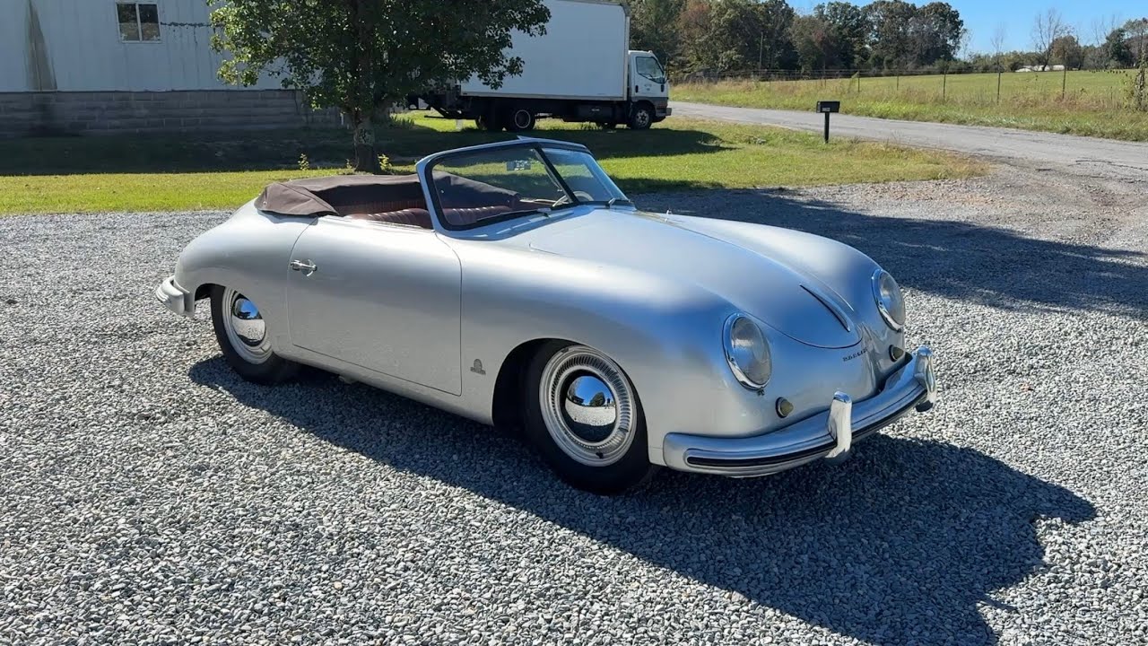 Porsche 356 1952 года с кабриолетом с раздельным окном. Прогулка по окрестностям