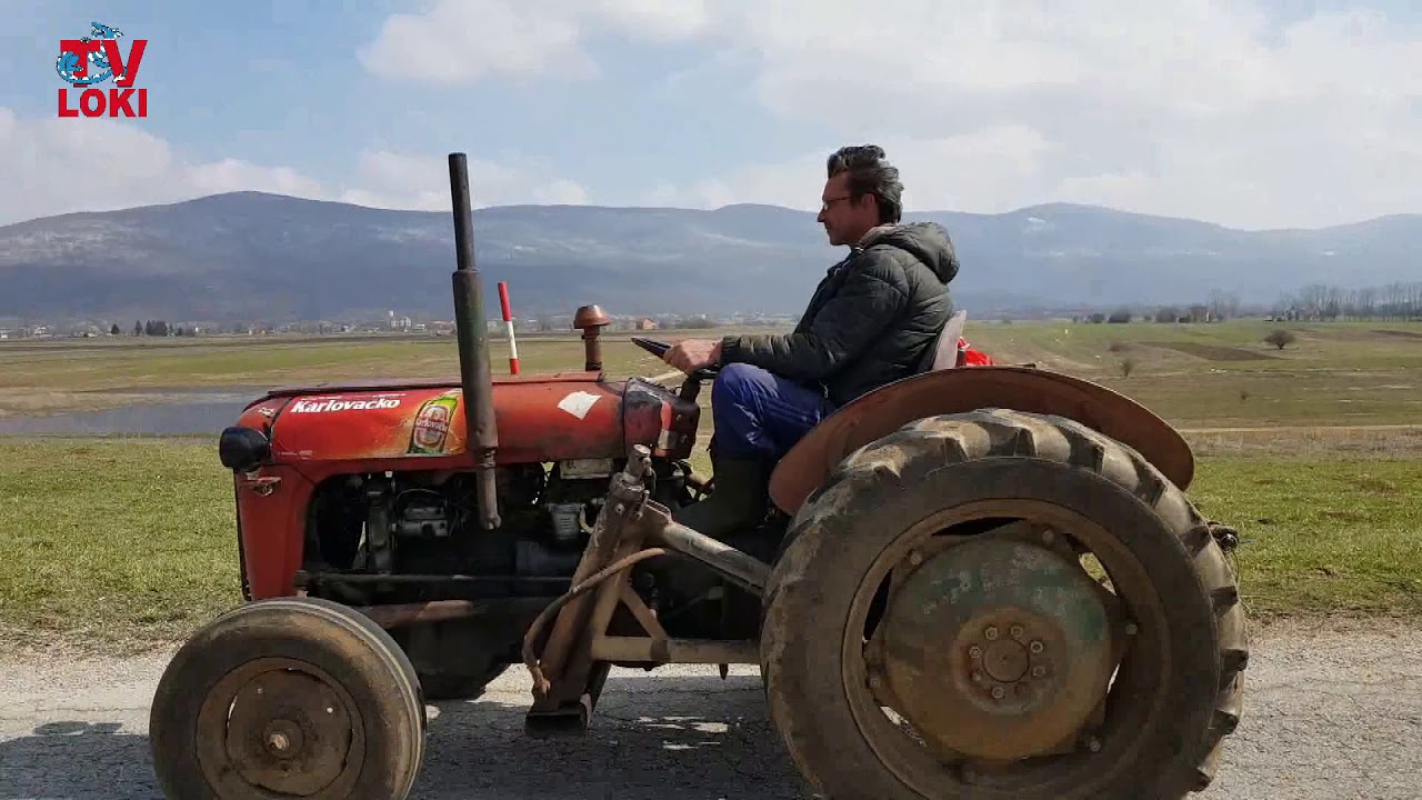 Driving Tractor IMT 539