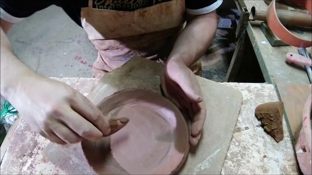 COMO HACER UN PLATO DE BARRO O ARCILLA A MANO CERAMICA SIN TORNO CAPITULO 1