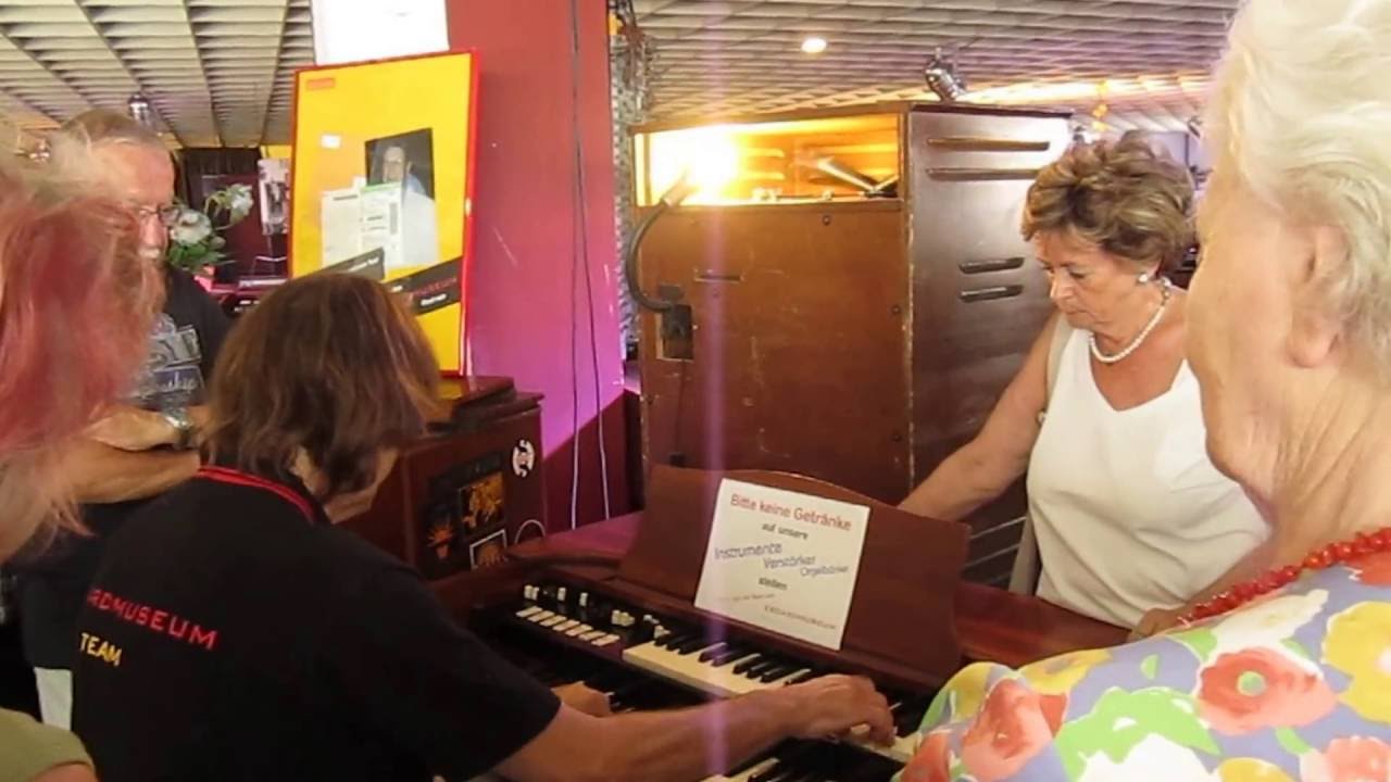 Hammond Orgel Spielarten - EBOARDMUSEUM Klagenfurt, Juni 2012