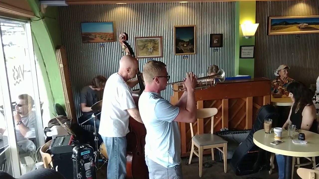 Vic's Boulder - From The Last Sunday Jam @ The Old Broadway Location