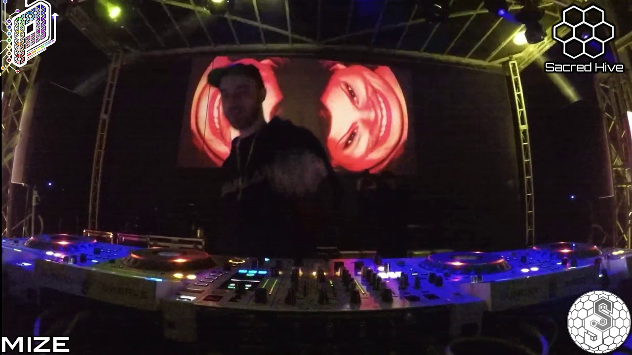 MIZE @ DUBAWEEN DRIVE IN 10/31/2020