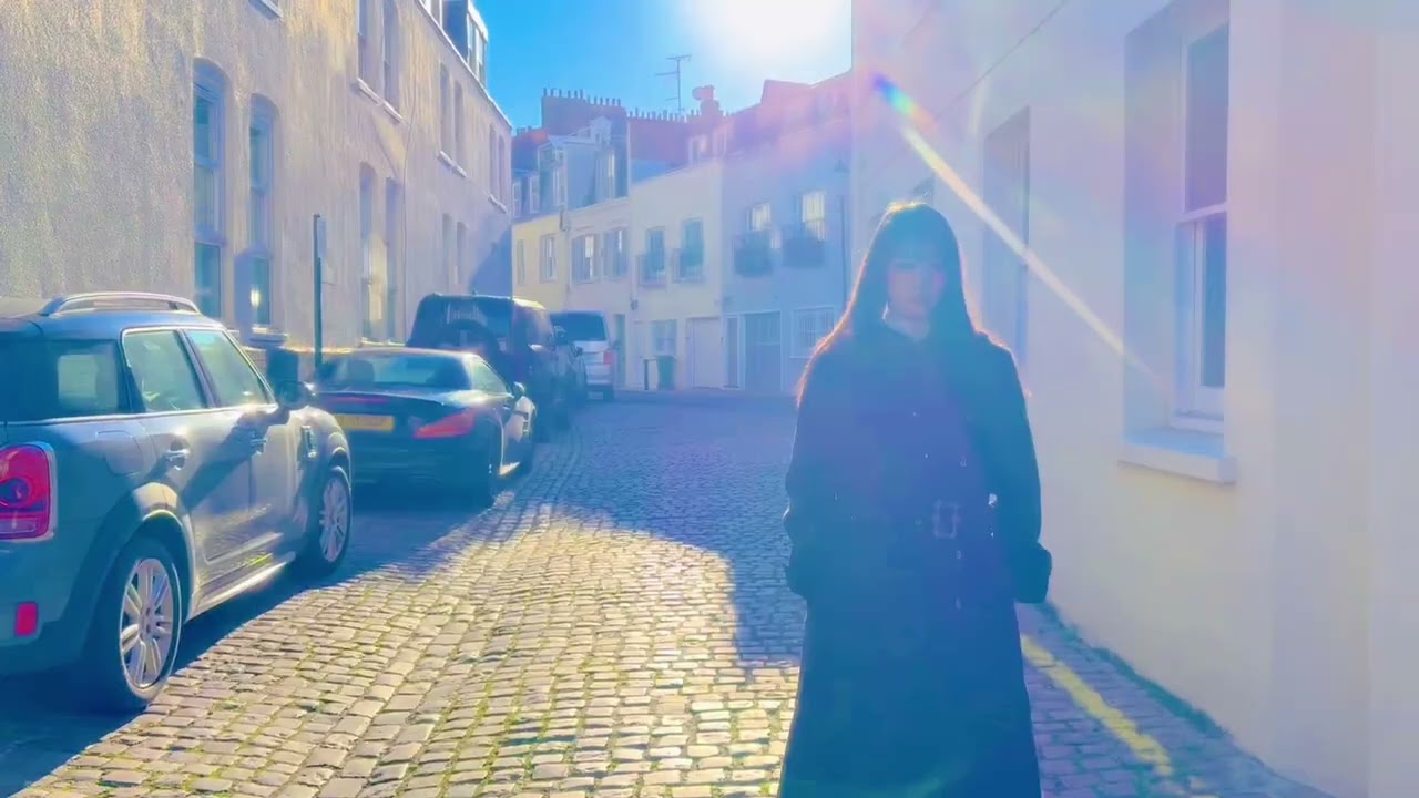 Shooting into the sun lense flare style (colour grading)  
