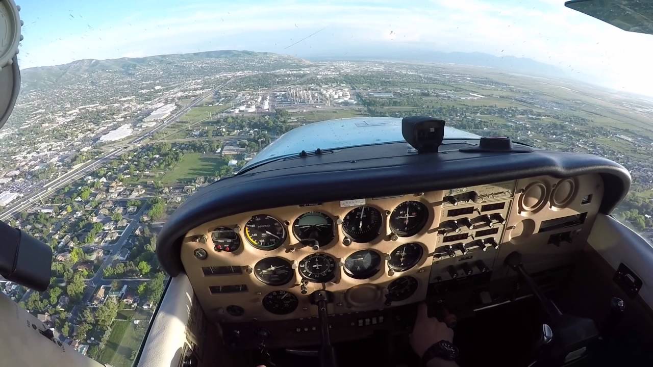 Approach and Landing at Bountiful Skypark (KBTF)