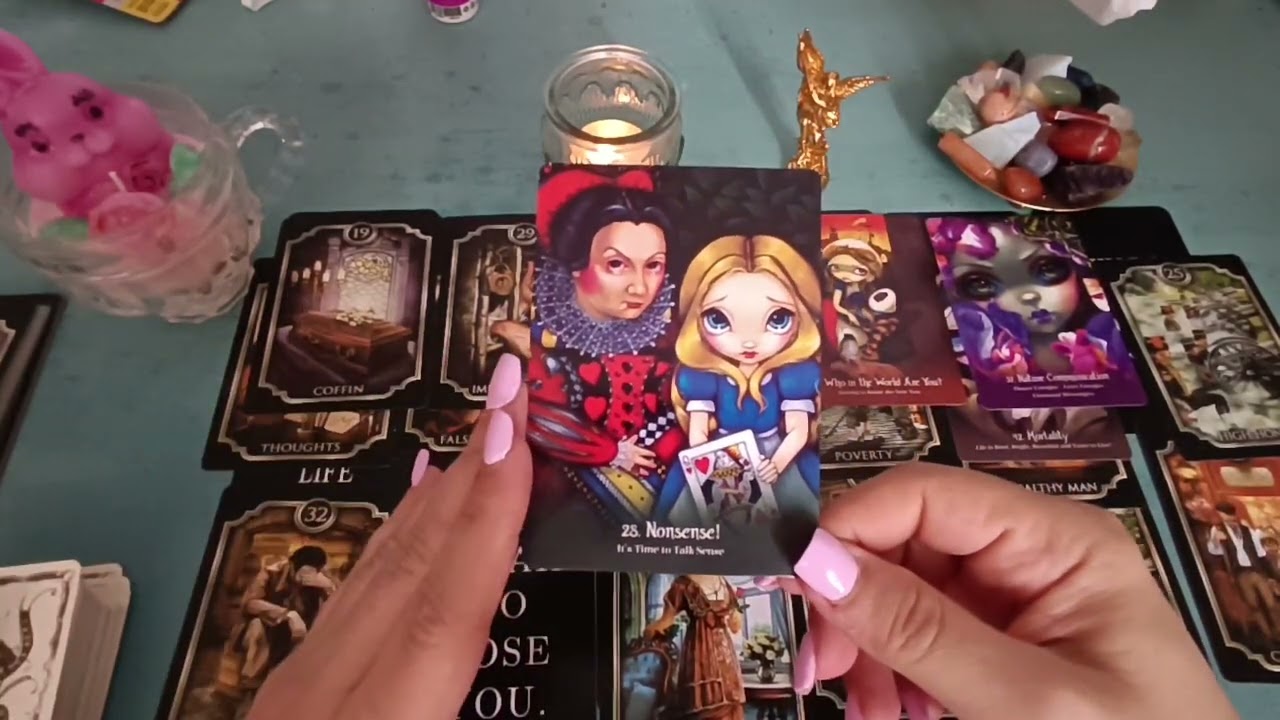 😮❗ΚΑΠΟΙΟΣ ΕΙΝΑΙ ΠΡΑΓΜΑΤΙΚΑ ΣΤΑ ΠΑΤΩΜΑΤΑ ΓΙΑ ΕΣΕΝΑ!Η ΑΠΟΥΣΙΑ ΣΟΥ ΤΟΝ ΕΧΕΙ ΔΙΑΛΥΣΕΙ!