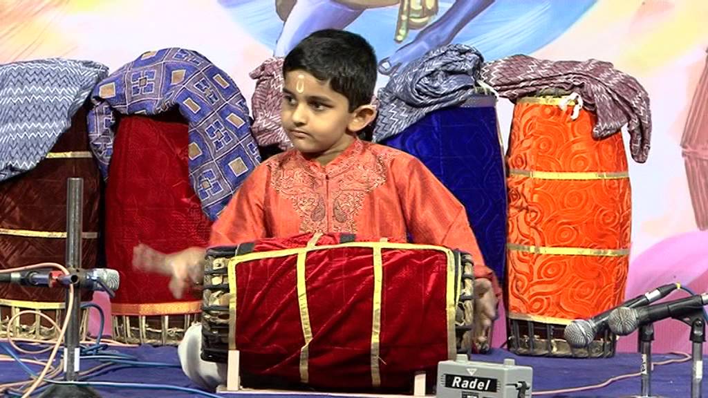 LayaAlaya : Youngest performer - Naren .M - Adhi Thalam Thani avarthanam