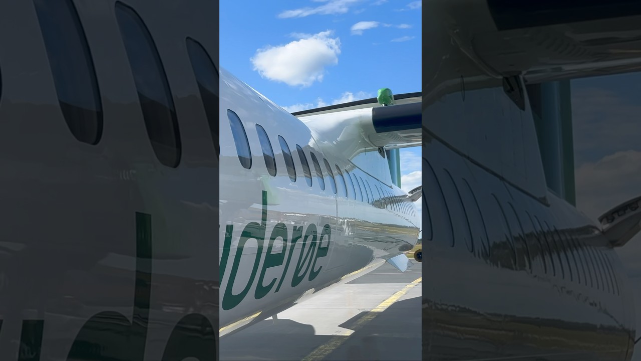 Flying Wideroe - Dash 8 Experience