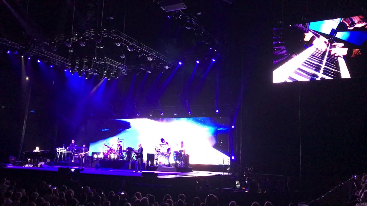 Elton John - Rocket Man