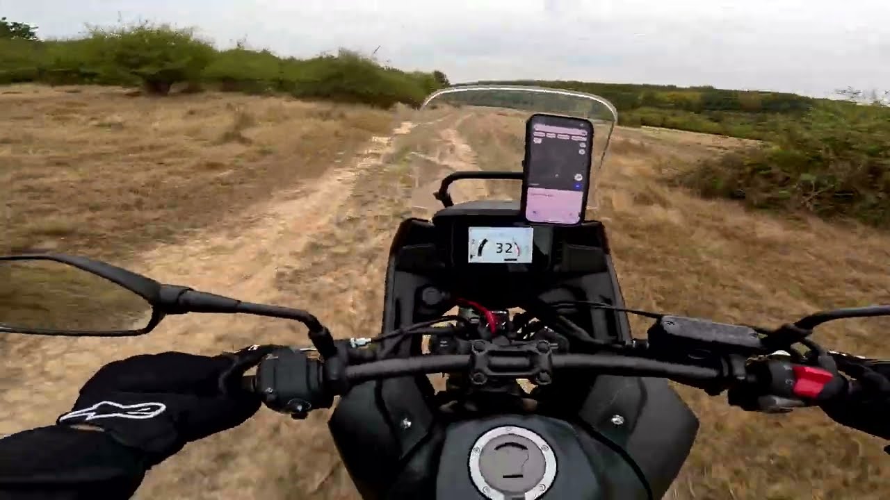 HONDA NX500 TRAIL RIDE & SMALL CRASH