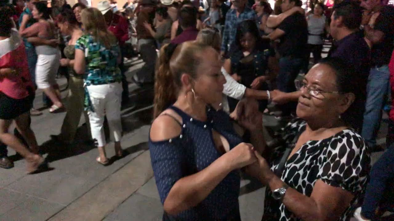 POPURRÍ MUSICAL MILAGRO, EL VIEJO DEL SOMBRERÓN/LLORAR/ESPINAS EL ROSAL/MUCHACHITA CONSENTIDA ...