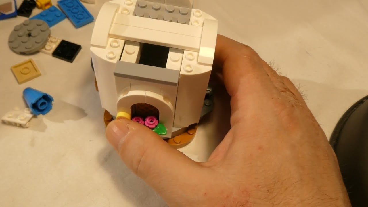 Building Lego Super Mario Cat Peach Suit And  Frozen Tower SET 71407 PART 2