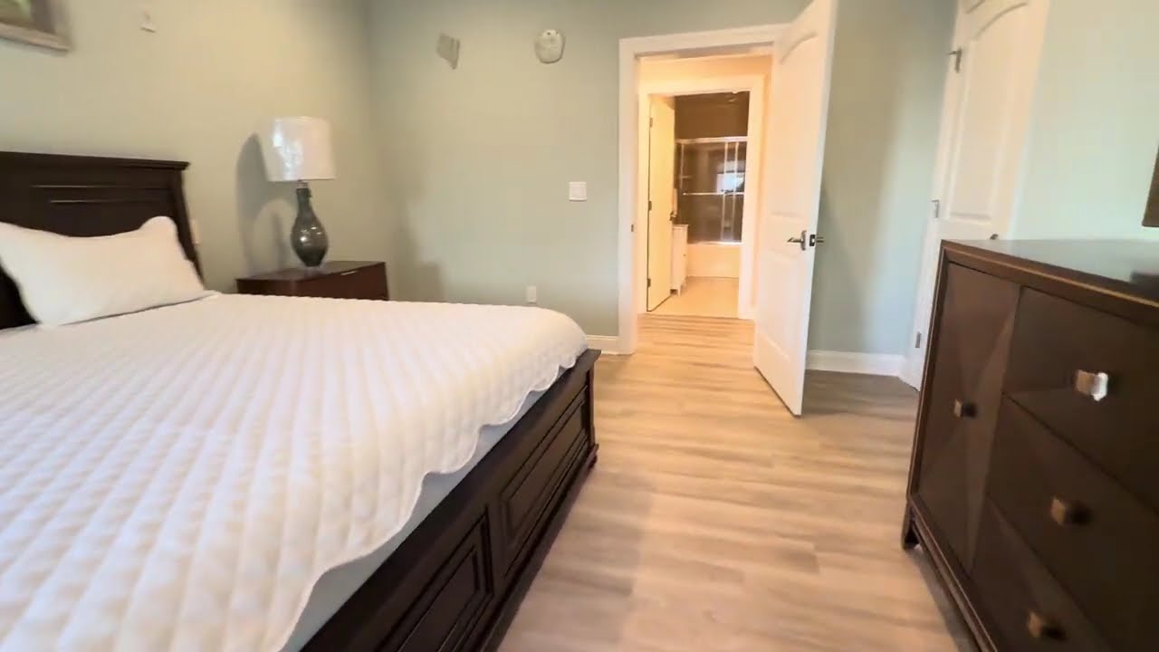 Tracy Rents the Jersey Shore-Lux Condo-408 E.Farragut Rd,  #101, Wildwood Crest, NJ -3 Bed 2.5 Bath