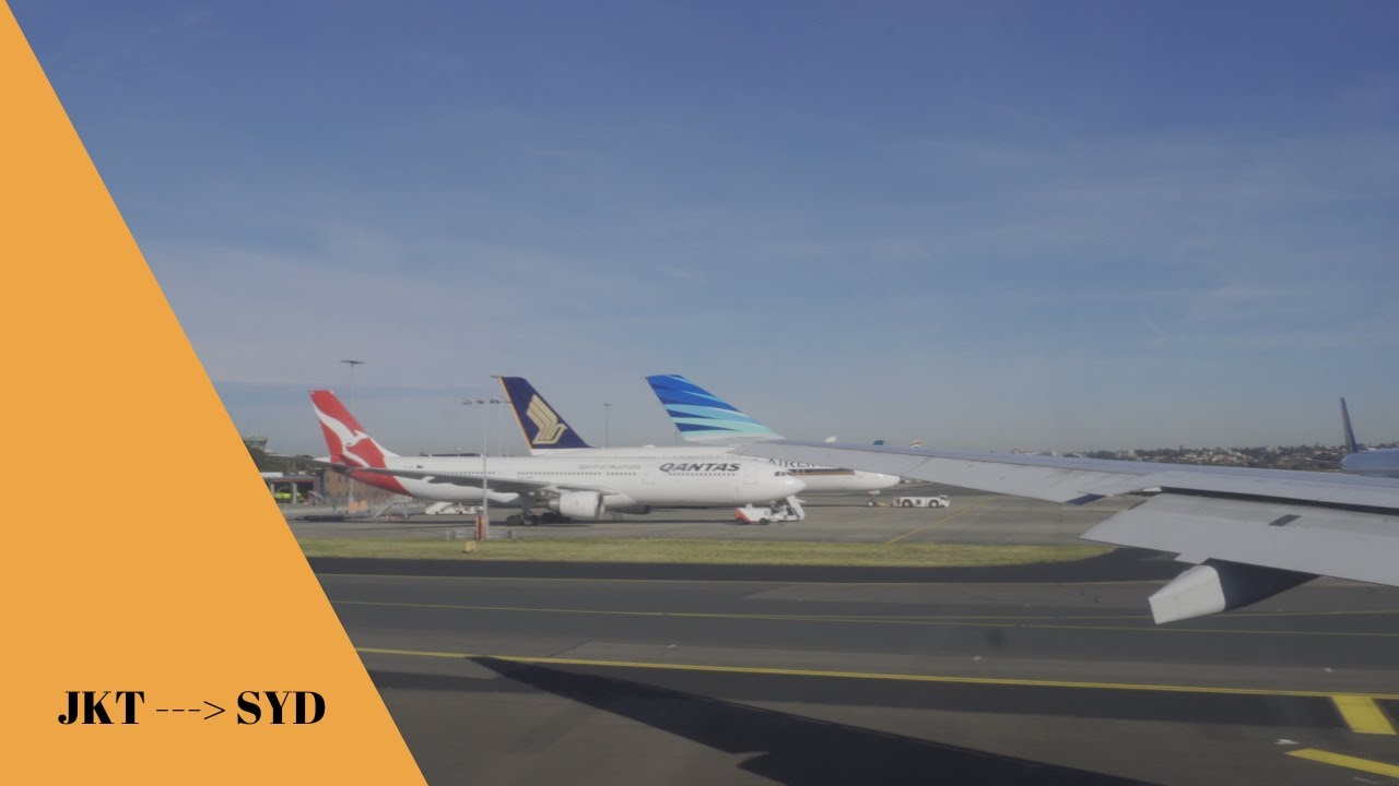 Vlog #1 | Flying from Jakarta to Sydney |