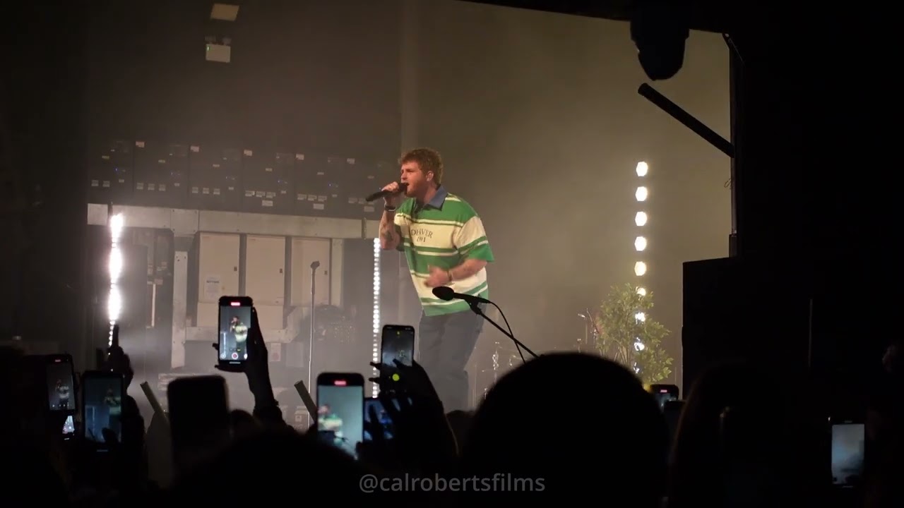 Alex Warren - Burning Down - Live in Birmingham 24th March 2025
