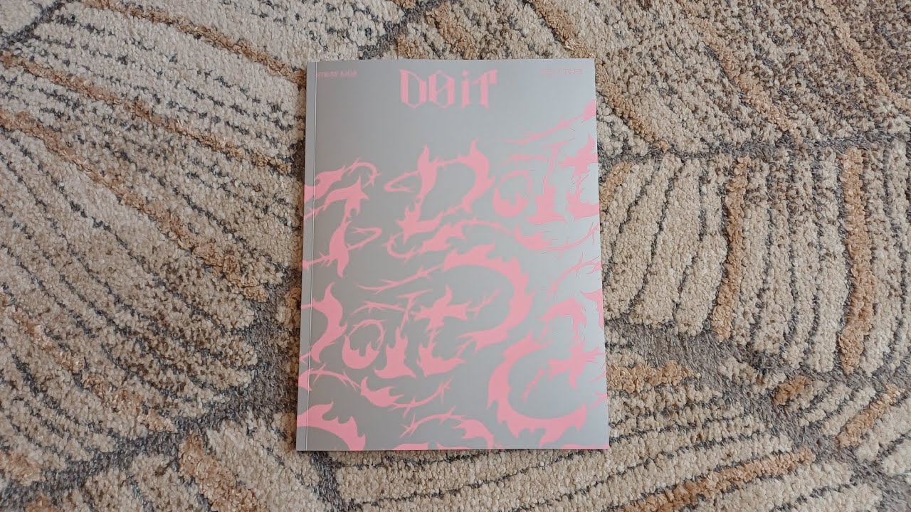 Unboxing Stray kids Do it - It version with Makestar pre-order benefit