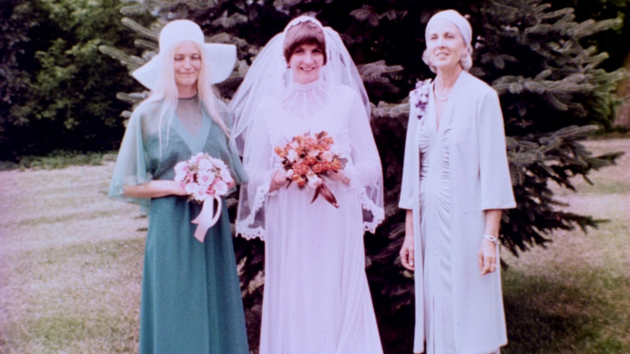 JUDY'S BRIDAL SHOP - TILLSONBURG ONTARIO - CANADA