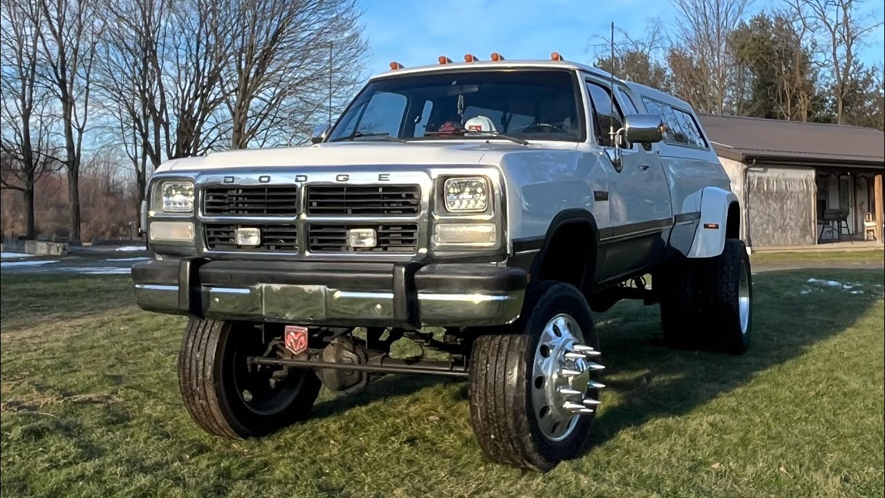 Video on my 1st gen dodge 